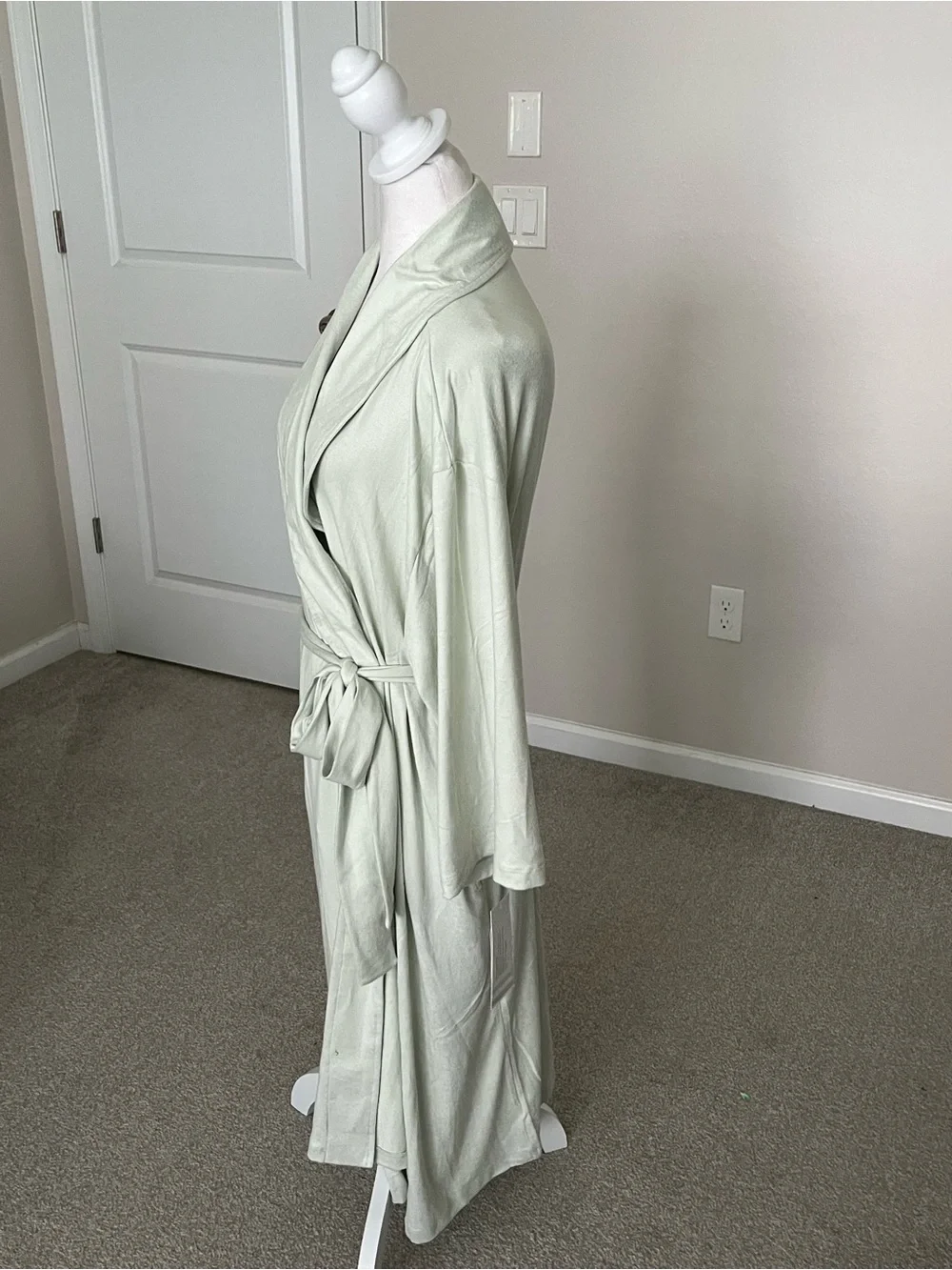 NWT Softies Dream Shawl Collar Robe in Light Sage - Size 2X/3X - Picture 3 of 11